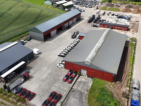 Dækcenter faciliteter i Ugerløse - MC Transport